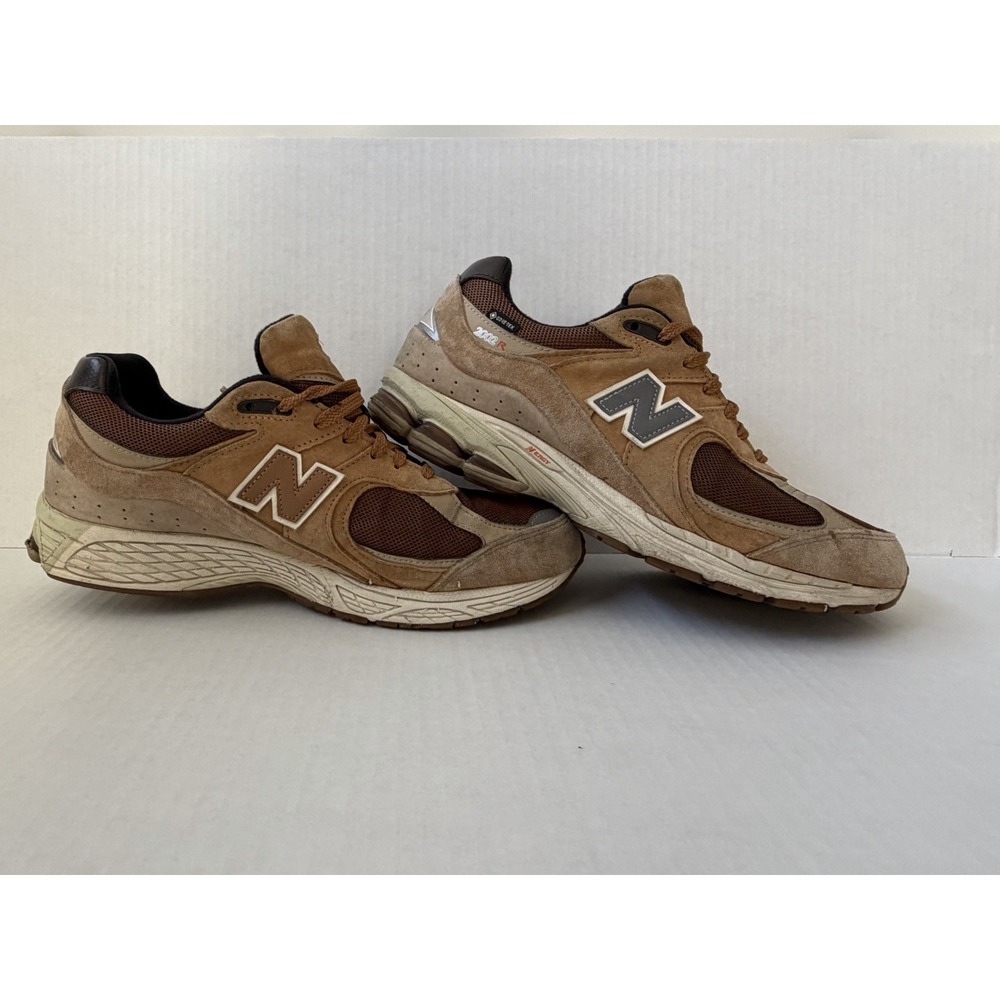 New Balance 2002R Gore-Tex Sneakers Wheat Tan Men's Size 12, (No Box)
